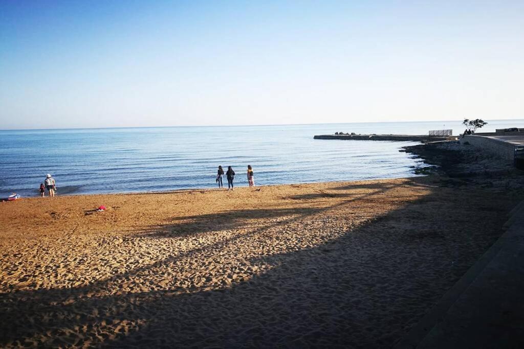 A... Mare Sicilia Villa Марина ди Модика Екстериор снимка