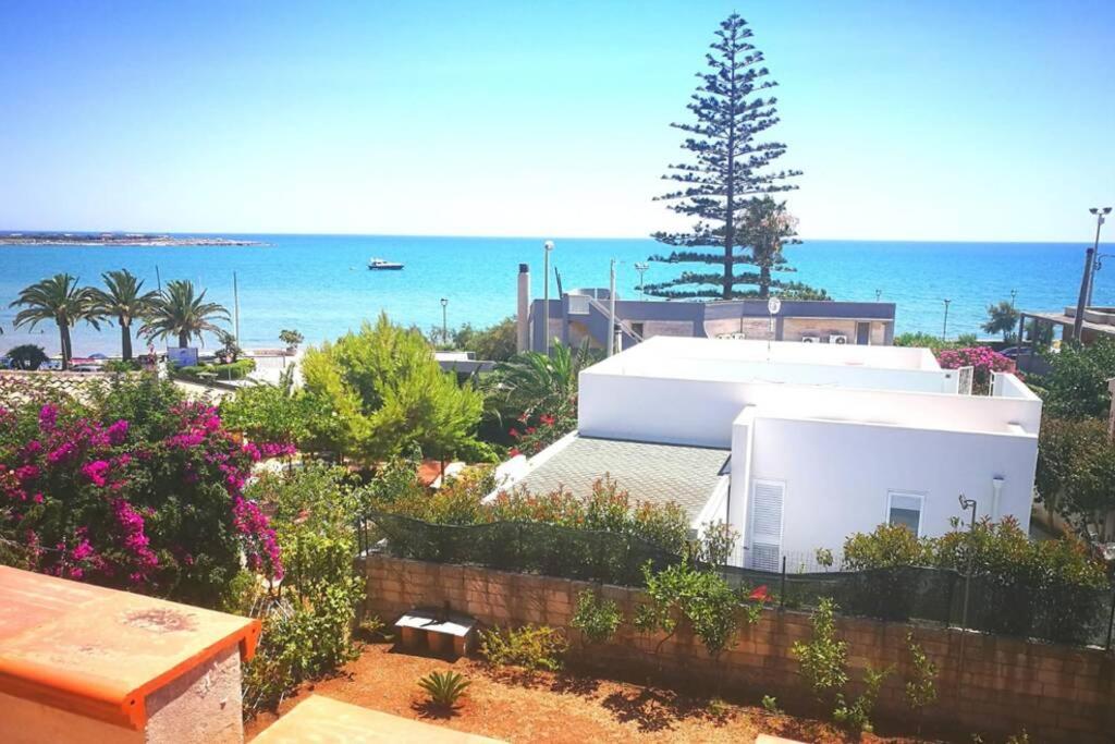A... Mare Sicilia Villa Марина ди Модика Екстериор снимка