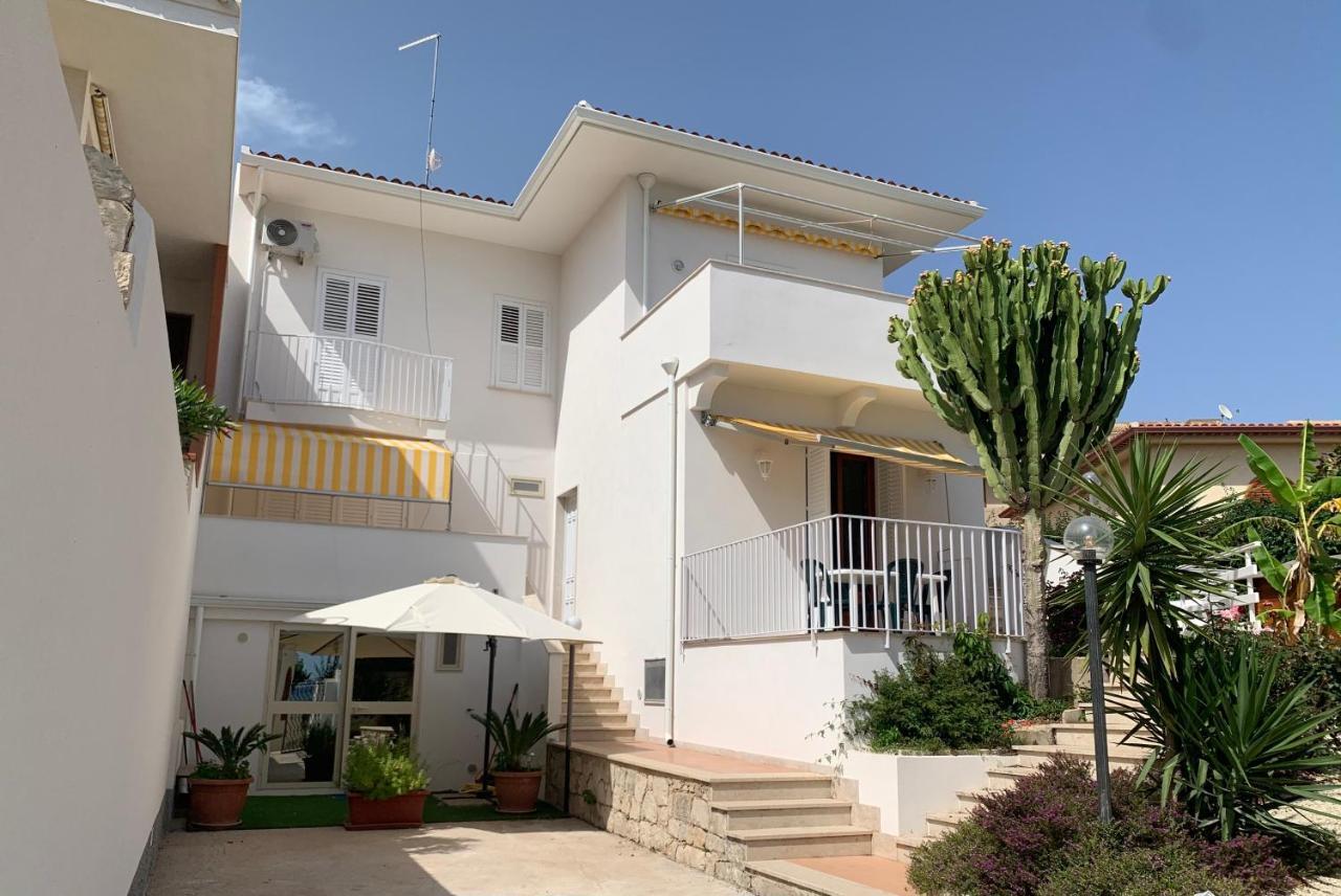 A... Mare Sicilia Villa Марина ди Модика Екстериор снимка